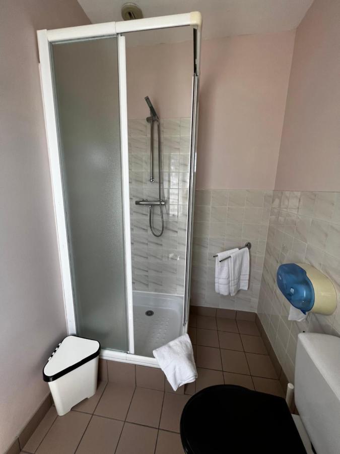 Les Montois Hotel 2*