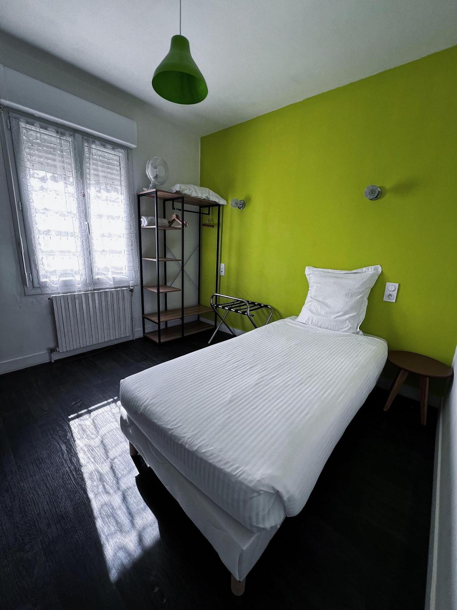 Hotel Les Montois 2*