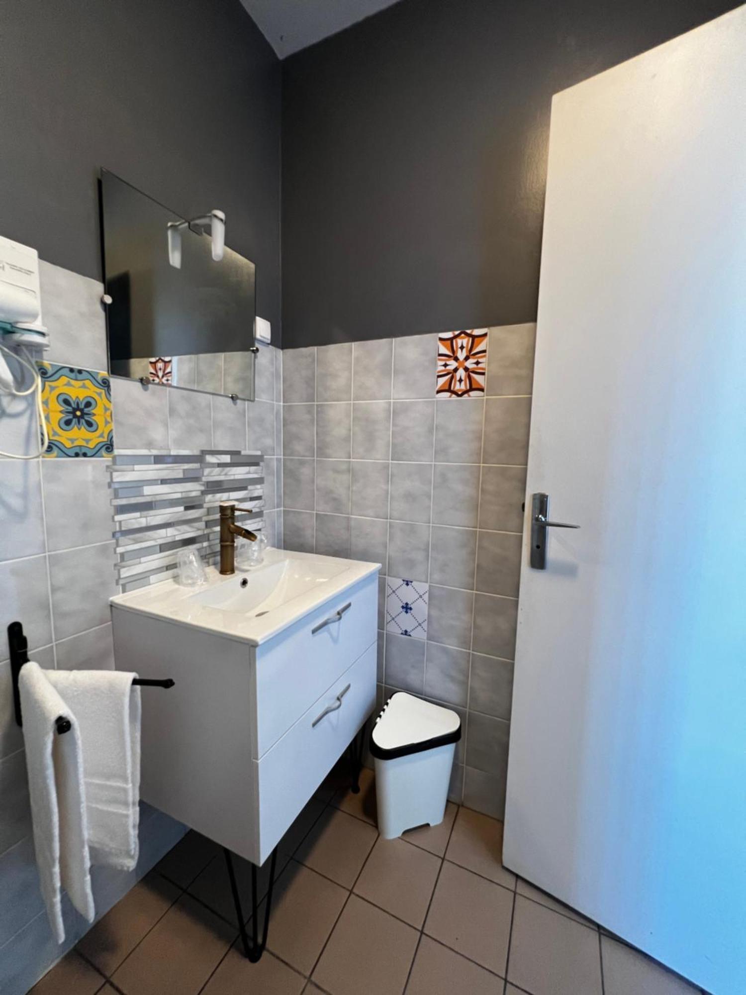Les Montois 2* Céaux